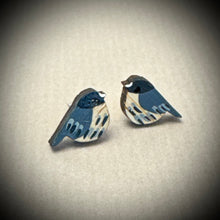 Load image into Gallery viewer, Wooden Earrings - sparrow