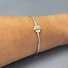 Load image into Gallery viewer, Silver bangle - Sunflower detail.