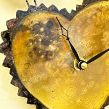 Load image into Gallery viewer, Clock with 2 birds