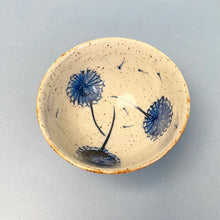 Load image into Gallery viewer, Small ceramic snack allium bowl
