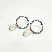 Load image into Gallery viewer, Silver & pearl stud earrings - circle