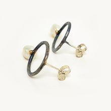Load image into Gallery viewer, Silver & pearl stud earrings - circle