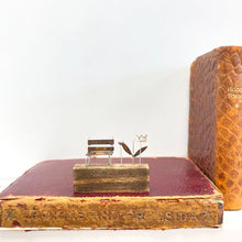 Load image into Gallery viewer, Tiny garden bench