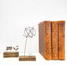 Load image into Gallery viewer, Tiny garden bench