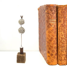 Load image into Gallery viewer, Tiny heart topiary tree