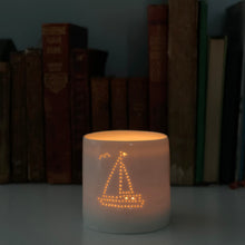 Load image into Gallery viewer, Tea light - Sail Boat