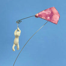 Load image into Gallery viewer, Ceramic sculpture - kite red