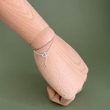 Load image into Gallery viewer, Gold cross bracelet