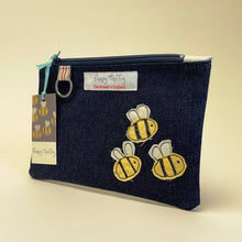 Load image into Gallery viewer, Make up / large purse - bees
