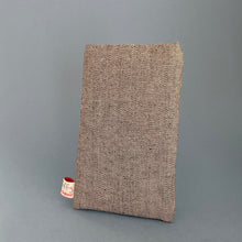 Load image into Gallery viewer, Phone / glasses case - oystercatcher