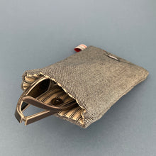 Load image into Gallery viewer, Phone / glasses case - oystercatcher