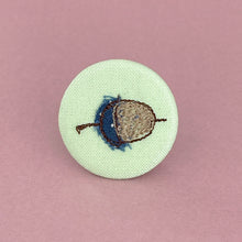 Load image into Gallery viewer, Appliqué badge - acorn