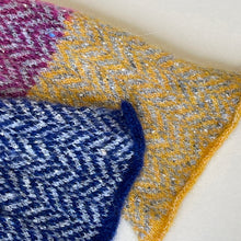 Load image into Gallery viewer, Ribbon wrap scarf - 3