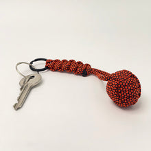 Load image into Gallery viewer, Paracord keyring - 6