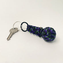 Load image into Gallery viewer, Paracord keyring - 4
