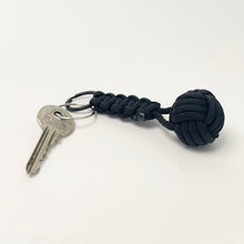 Load image into Gallery viewer, Paracord keyring - 7