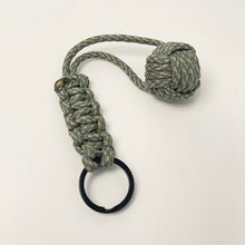 Load image into Gallery viewer, Paracord keyring - 2