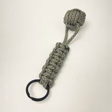 Load image into Gallery viewer, Paracord keyring - 2