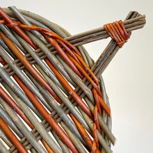 Load image into Gallery viewer, Willow handmade Catalan tray - 3