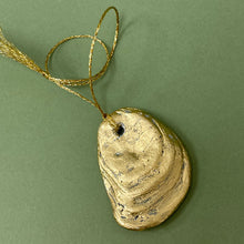 Load image into Gallery viewer, Oyster shell wall hanging - eggs