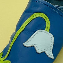 Load image into Gallery viewer, Baby Shoes - bluebell