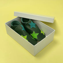 Load image into Gallery viewer, Baby Shoes - green stars