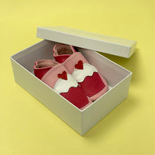 Load image into Gallery viewer, Baby Shoes - cup cake