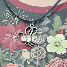 Load image into Gallery viewer, Card with bee necklace 2