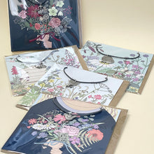 Load image into Gallery viewer, Card with butterfly necklace