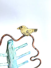 Load image into Gallery viewer, Bird on a tree sculpture 2