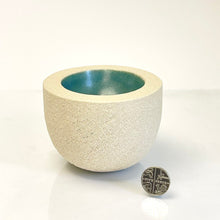 Load image into Gallery viewer, Salt pot - 3