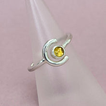 Load image into Gallery viewer, Crescent moon ring - yellow citrine