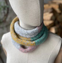 Load image into Gallery viewer, Ribbon wrap scarf - 6