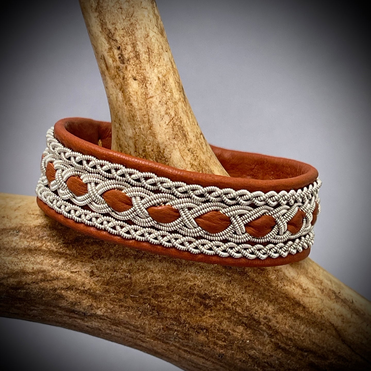 Sámi traditional bracelet 12