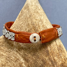 Load image into Gallery viewer, Sámi traditional bracelet 11
