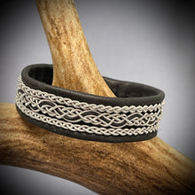 Load image into Gallery viewer, Sámi traditional bracelet 9

