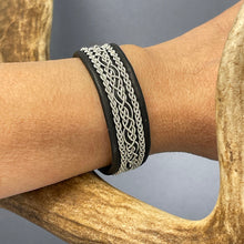 Load image into Gallery viewer, Sámi traditional bracelet 9
