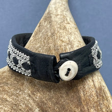 Load image into Gallery viewer, Sámi traditional bracelet 7
