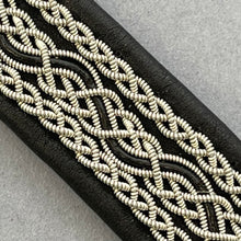 Load image into Gallery viewer, Sámi traditional bracelet 9
