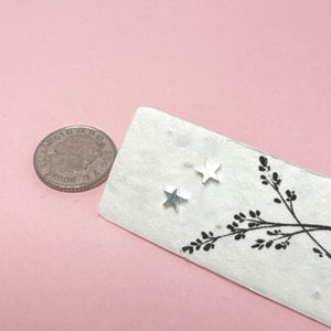 Star stud earrings