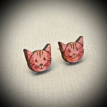 Load image into Gallery viewer, Wooden Earrings - red cat
