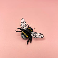Load image into Gallery viewer, Bumble bee brooch
