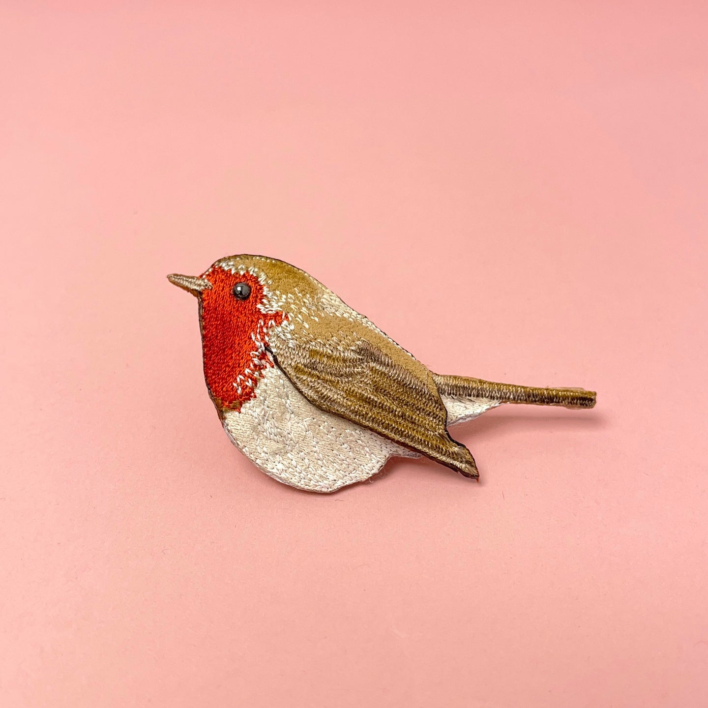 Robin brooch
