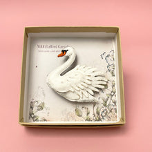 Load image into Gallery viewer, Swan brooch
