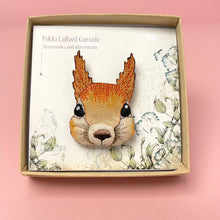 Load image into Gallery viewer, Red squirrel brooch
