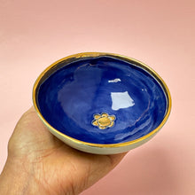 Load image into Gallery viewer, Decorative bowl - Navy and gold flower
