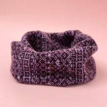 Load image into Gallery viewer, Fair Isle Snood. Purple and pale pink
