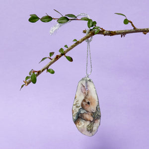 Oyster shell wall hanging - Bunny and posy