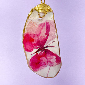 Oyster shell wall hanging - Pink butterfly