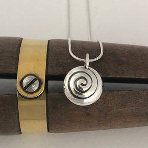 Silver spiral bead pendant